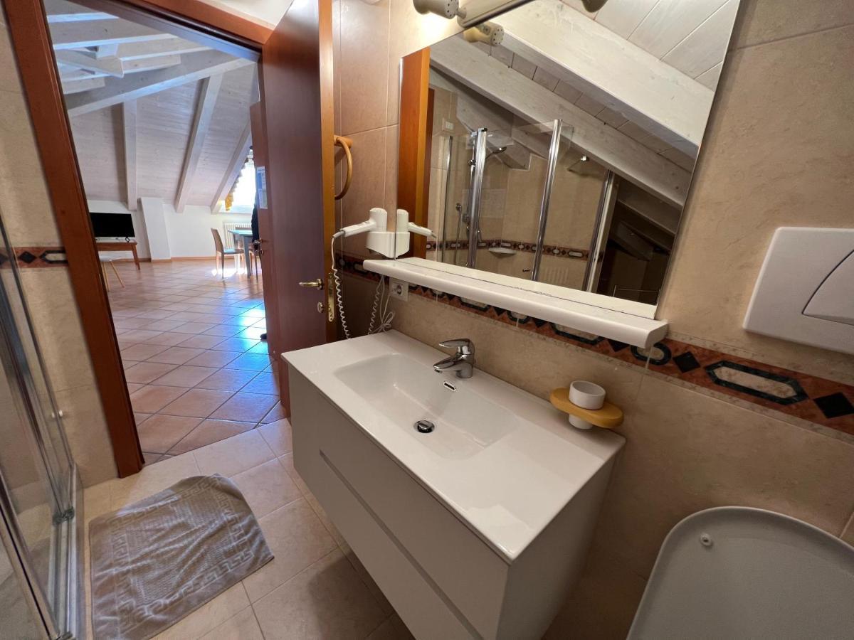 Studio Apartments Baia Azzurra 7 توربولي المظهر الخارجي الصورة